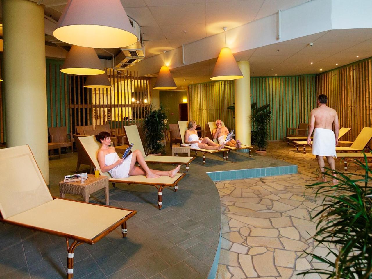 Hotel Nordseekueste By Center Parcs Tossens Extérieur photo