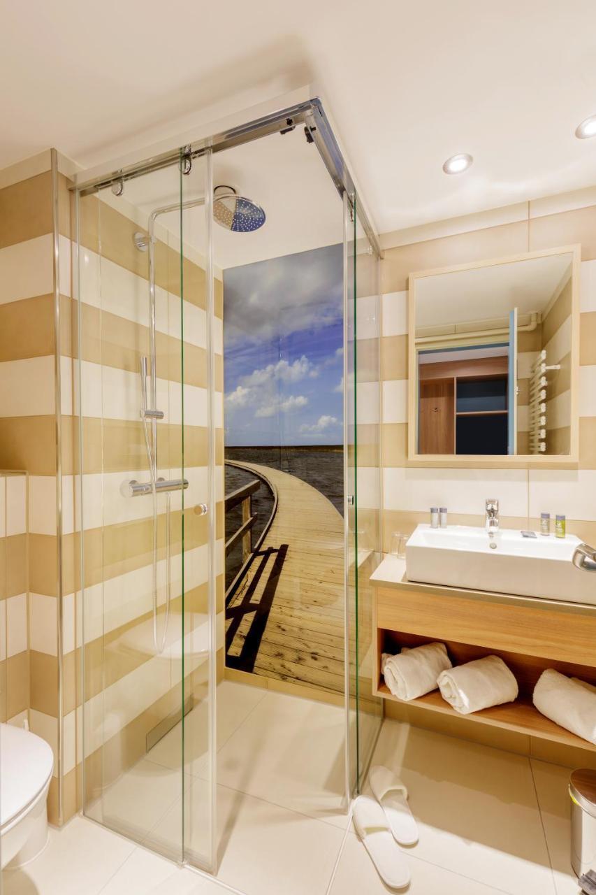 Hotel Nordseekueste By Center Parcs Tossens Chambre photo